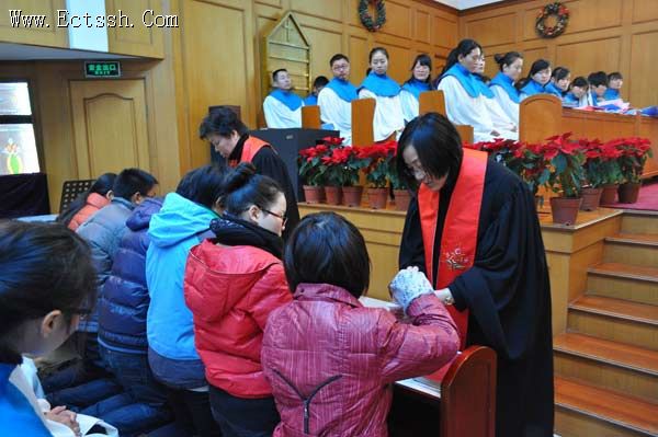 ������ѧԺ��ף2012ʥ��